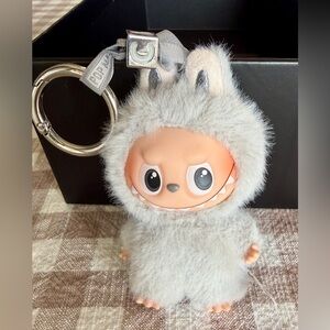 LABUBU - Pin for Love Series - C / Charming - new. No box. Sticker included.